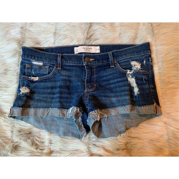 Abercrombie & Fitch Distressed Jean Shorts Size 6 - Picture 1 of 3
